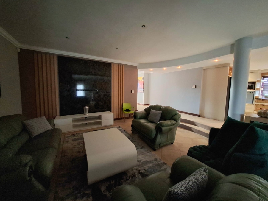 4 Bedroom Property for Sale in Haasendal Western Cape